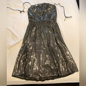 Dress the Population Gold/Black Zherra Sequin Halter Dress (L)